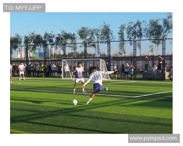 哈尔滨主持人携手足球明星共庆体育盛宴点燃激情与梦想的火花